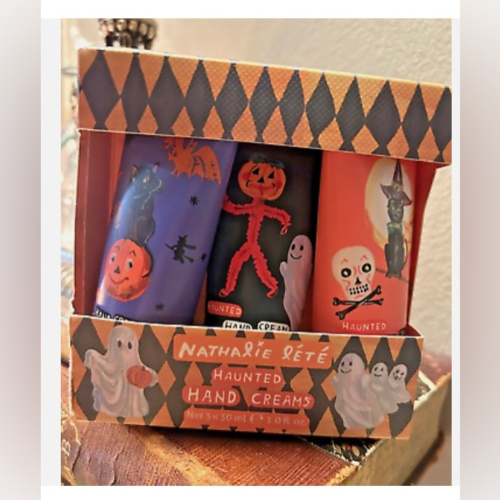 NIB: Heathcote & Ivory HALLOWEEN 🎃 Haunted Hand Cream Trio-NATHALIE LETE